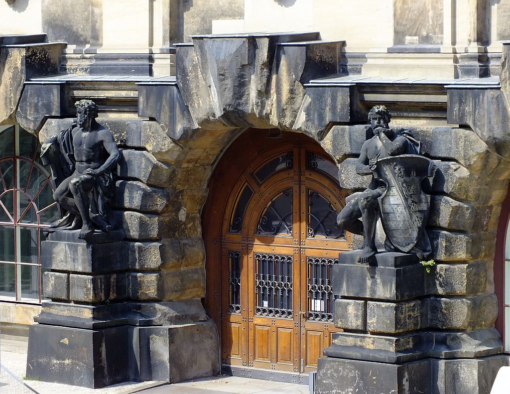 t__r_dresden_02.jpg